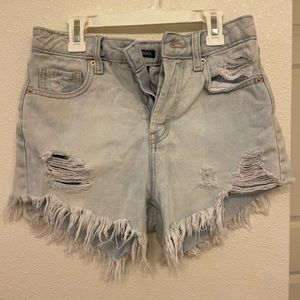 Wild Fable distressed jean shorts, Size 0